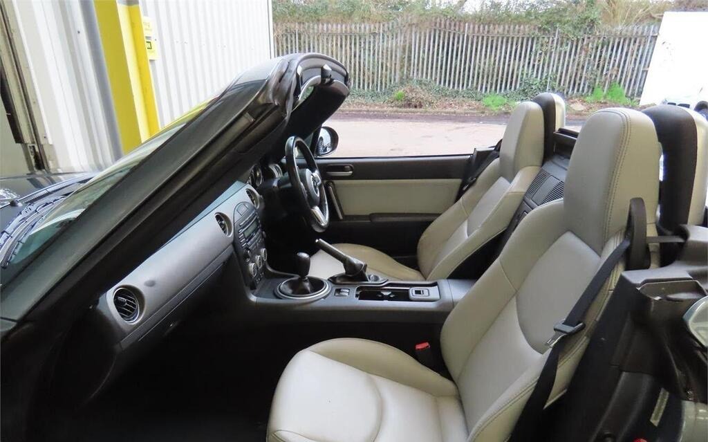 Used Mazda MX-5 2011 for sale - 78092930: Photo 5