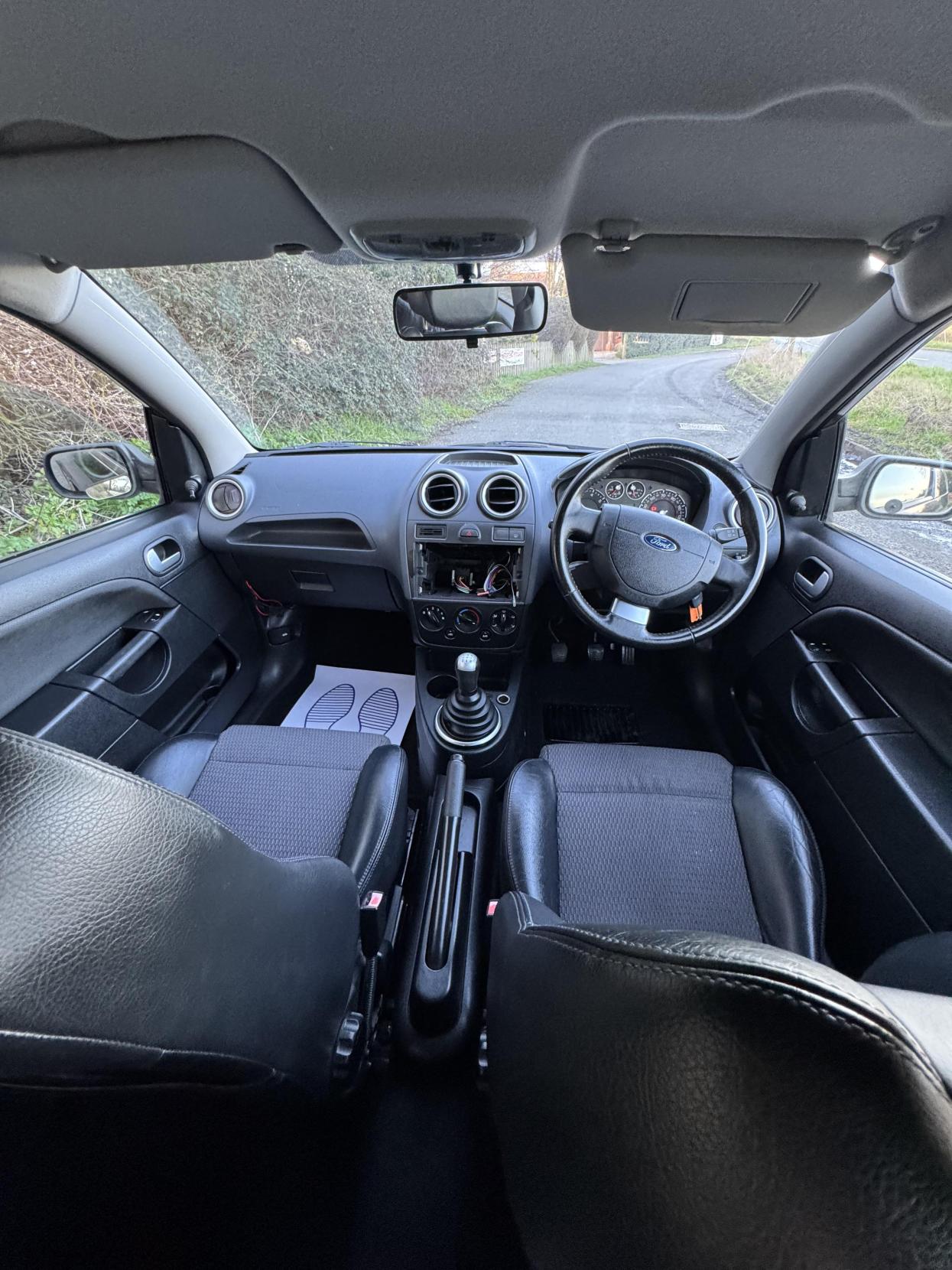 Used Ford Fiesta 2006 for sale - 77881479: Photo 10