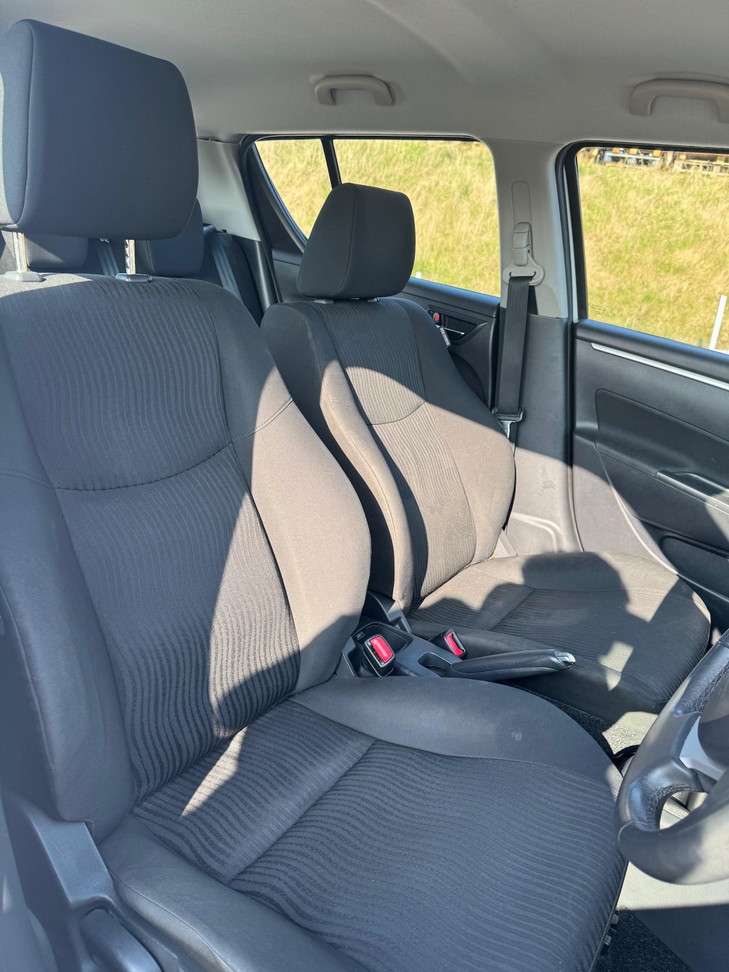 Used Suzuki Swift 2013 for sale - 77763989: Photo 6