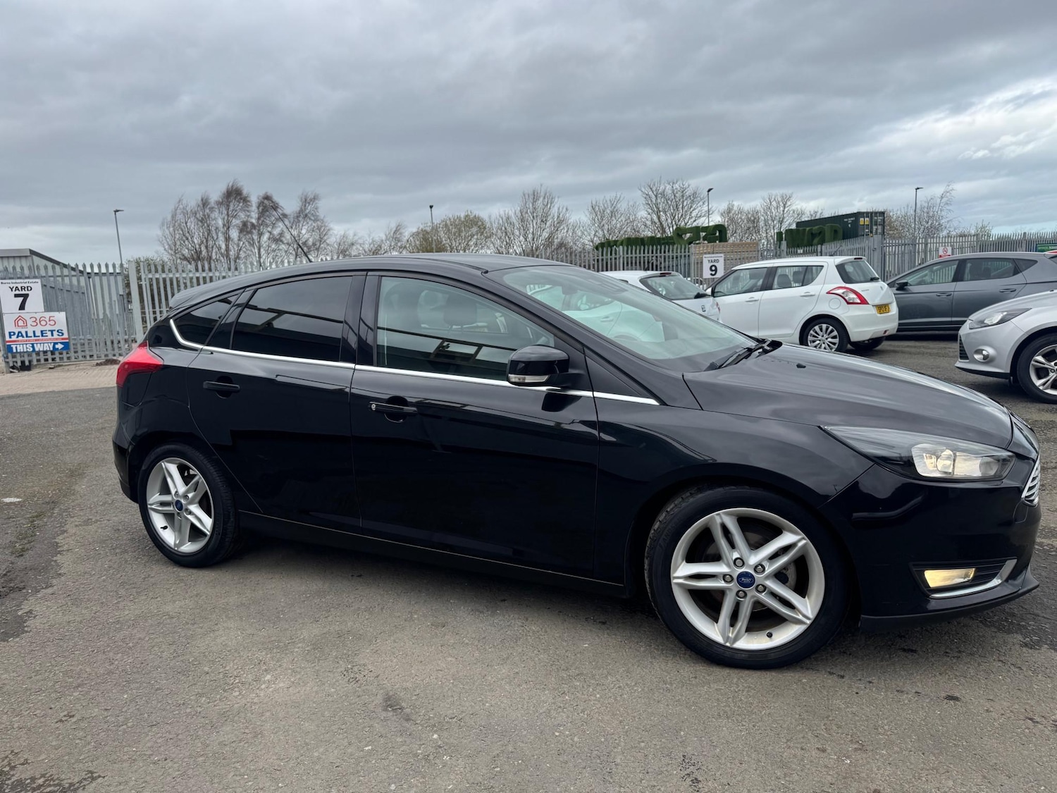 Used Ford Focus 2015 for sale - 78067830: Photo 2