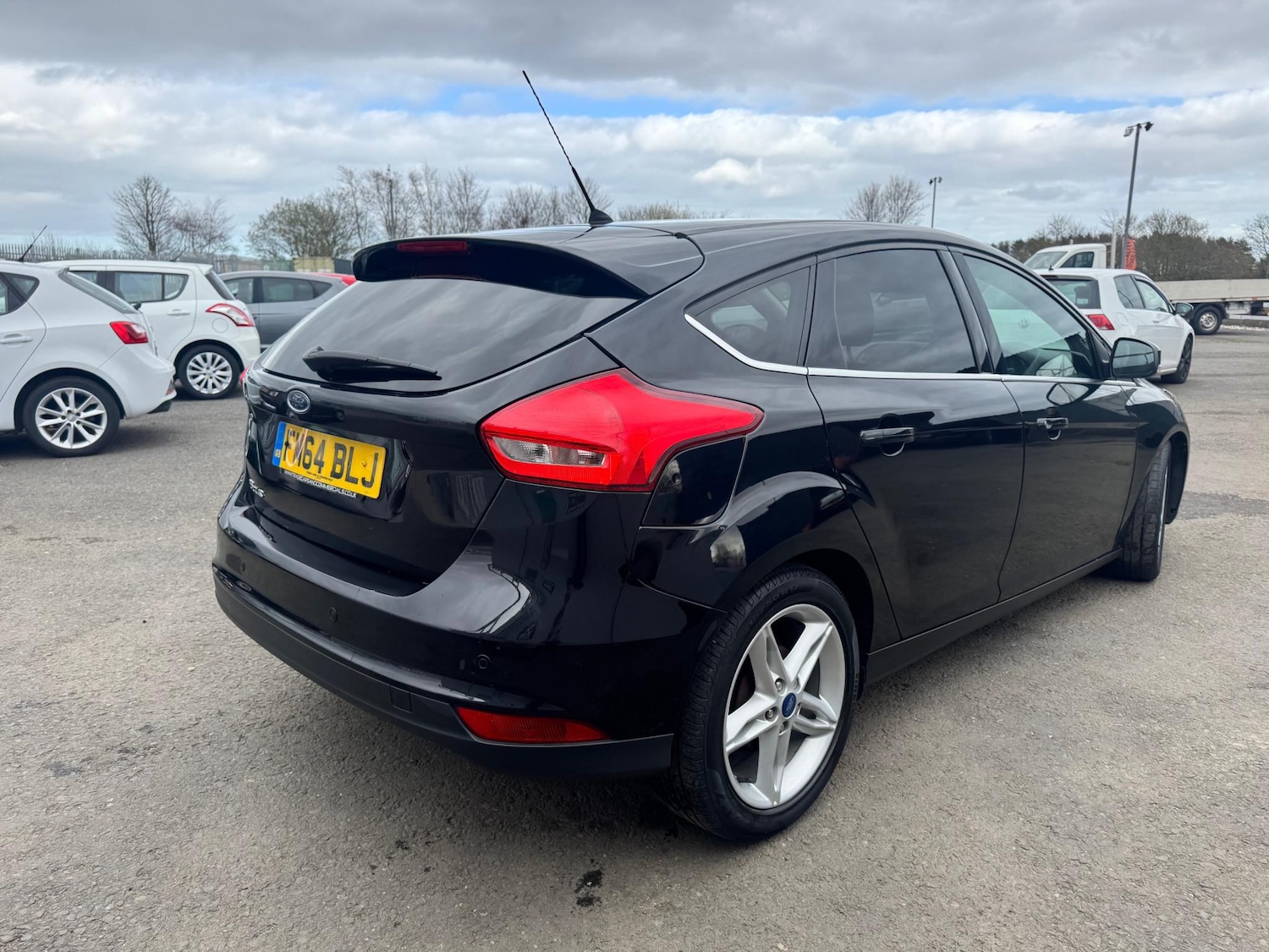 Used Ford Focus 2015 for sale - 78067830: Photo 3