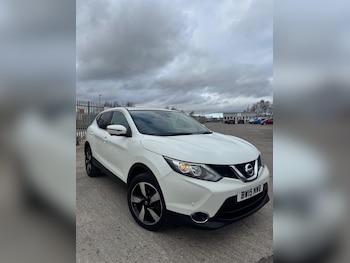 Used Nissan Qashqai 2015 for sale - 77649984: Photo