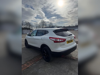 Used Nissan Qashqai 2015 for sale - 77649984: Photo