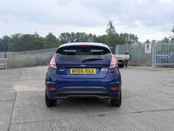 Used Ford Fiesta 2016 for sale - 79384252: Photo