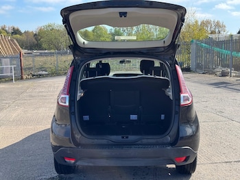 Used Renault Scenic 2010 for sale - 78381857: Photo