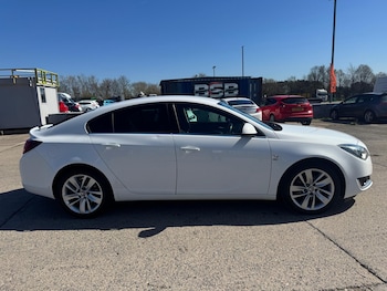 Used Vauxhall Insignia 2015 for sale - 78082028: Photo