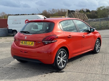 Used Peugeot 208 2016 for sale - 78271194: Photo