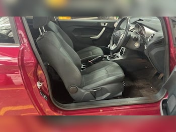 Used Ford Fiesta 2012 for sale - 78462811: Photo