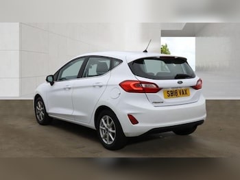 Used Ford Fiesta 2018 for sale - 78818245: Photo