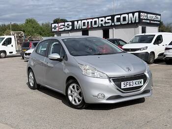 Used Peugeot 208 2013 for sale - 79538227: Photo