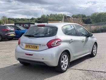 Used Peugeot 208 2013 for sale - 79538227: Photo