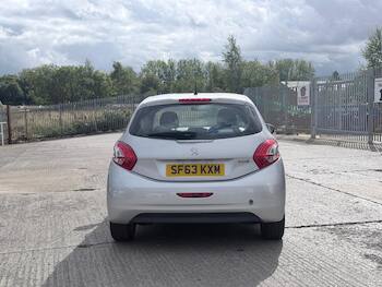 Used Peugeot 208 2013 for sale - 79538227: Photo