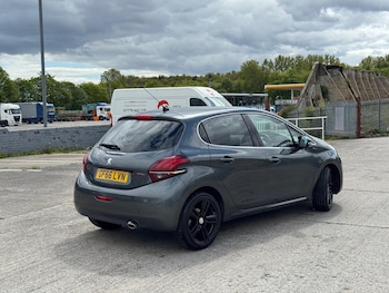Used Peugeot 208 2016 for sale - 78538241: Photo