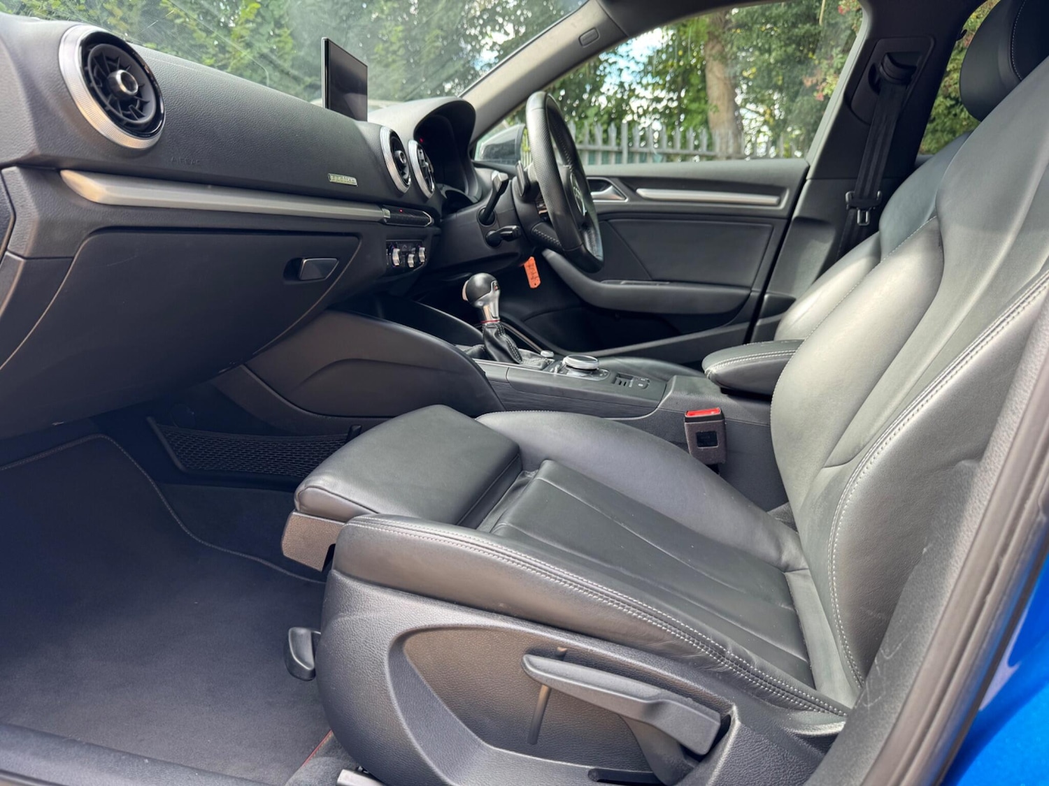 Vehicle 28