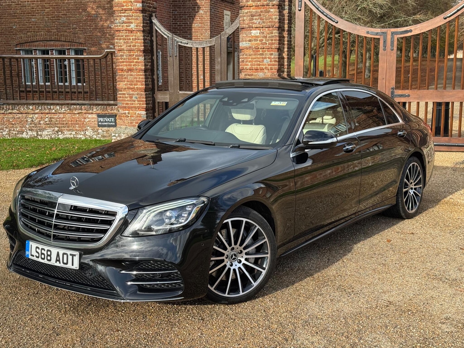 Used Mercedes-Benz S Class 2018 for sale - 76561595: Photo 19
