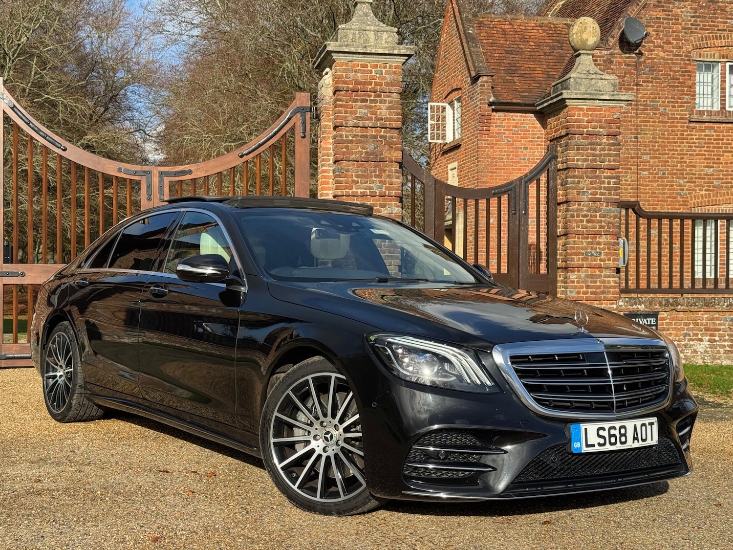 Used Mercedes-Benz S Class 2018 for sale - 76561595: Photo 3
