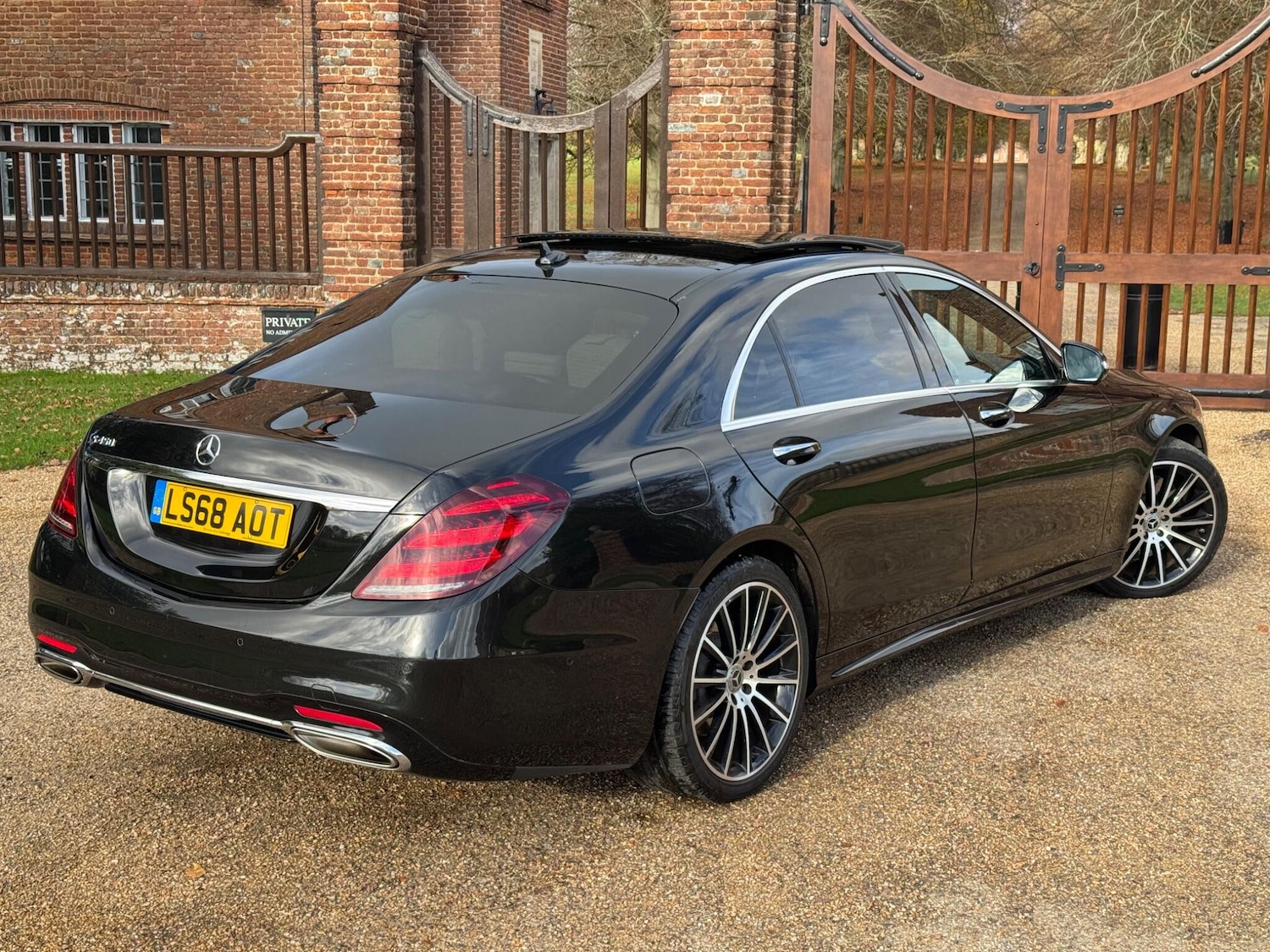 Used Mercedes-Benz S Class 2018 for sale - 76561595: Photo 9