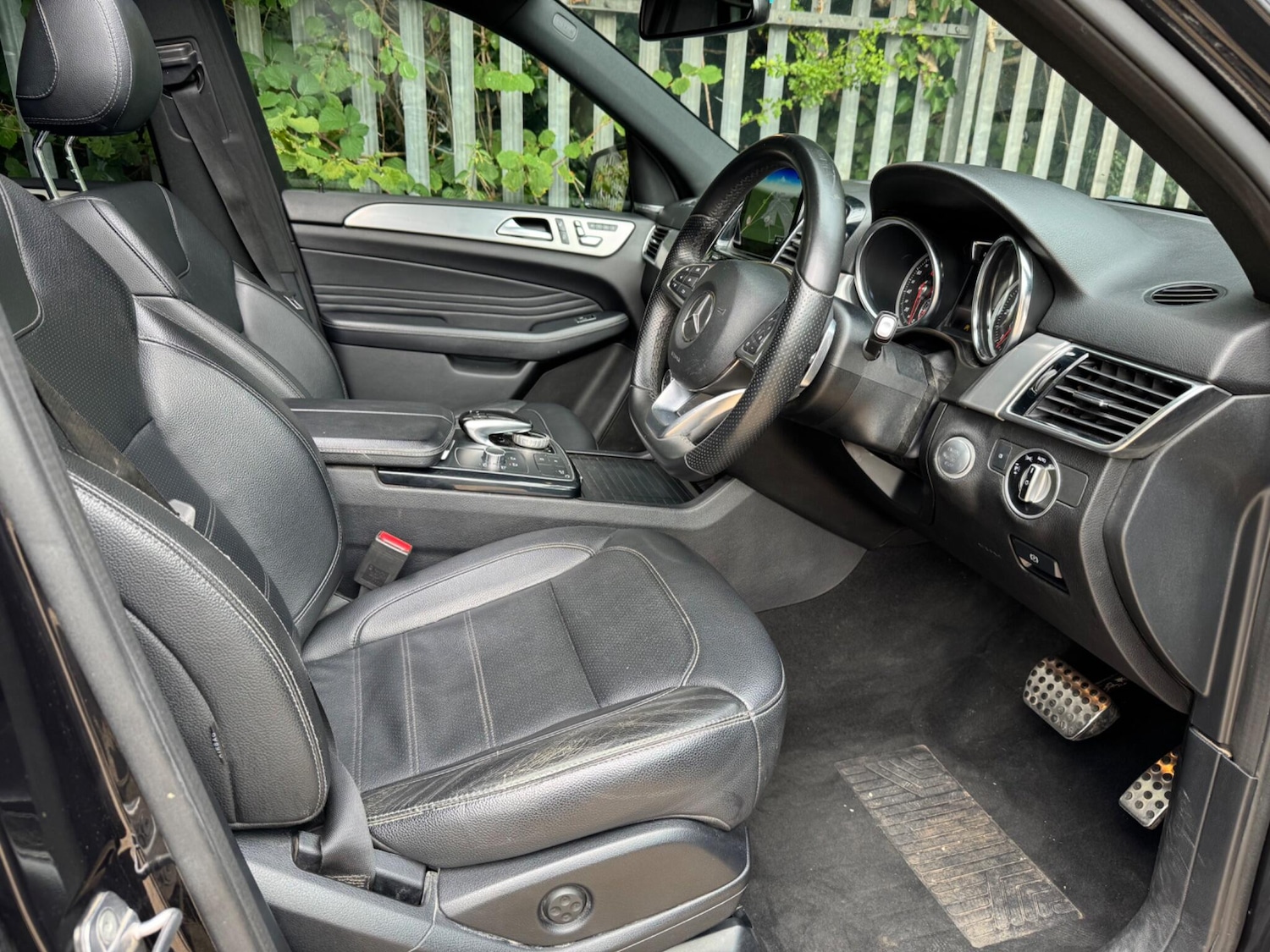 Vehicle 25