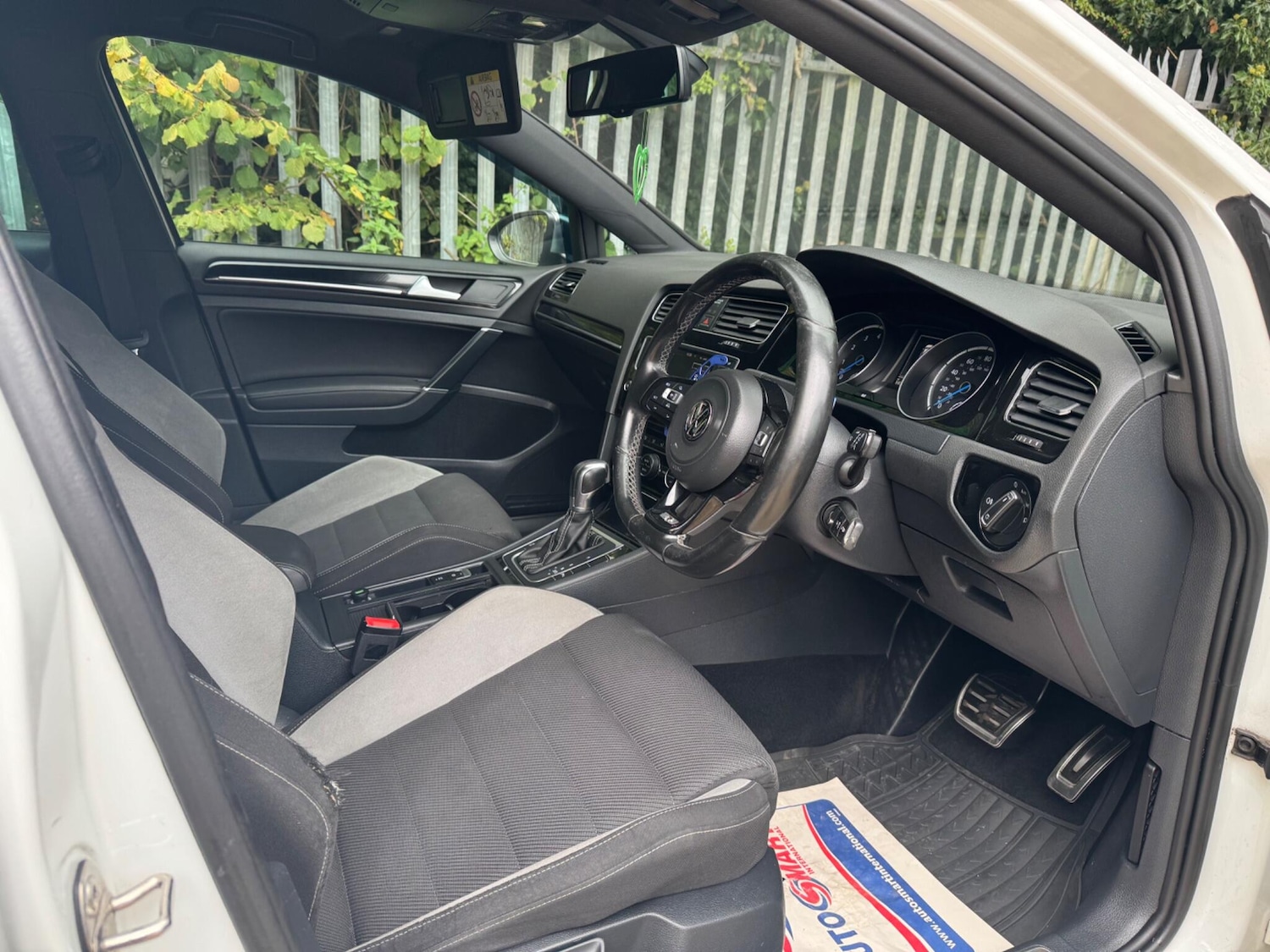 Used Volkswagen Golf 2016 for sale - 76214247: Photo 22