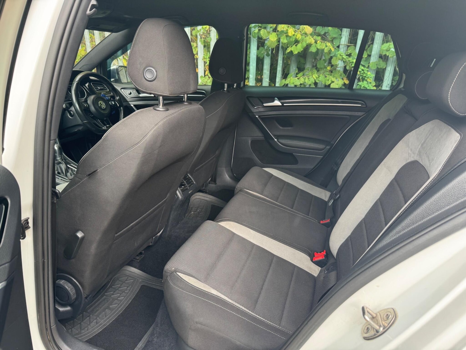 Used Volkswagen Golf 2016 for sale - 76214247: Photo 28