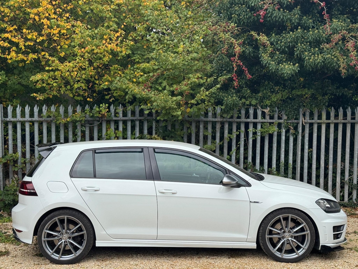 Used Volkswagen Golf 2016 for sale - 76214247: Photo 8