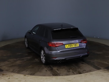 Used Audi A3 2018 for sale - 76991036: Photo