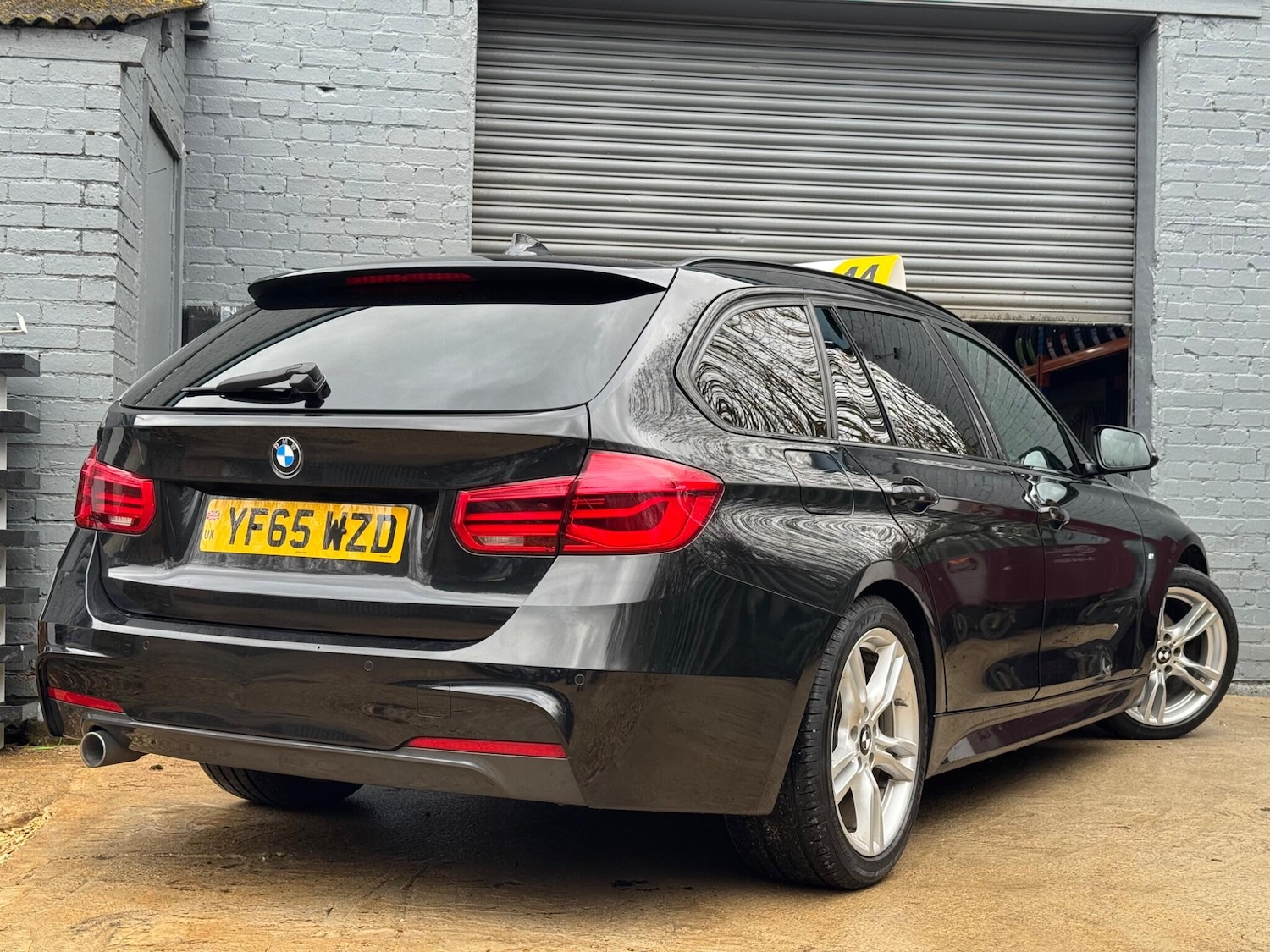 Used BMW 3 Series 2016 for sale - 77696600: Photo 17