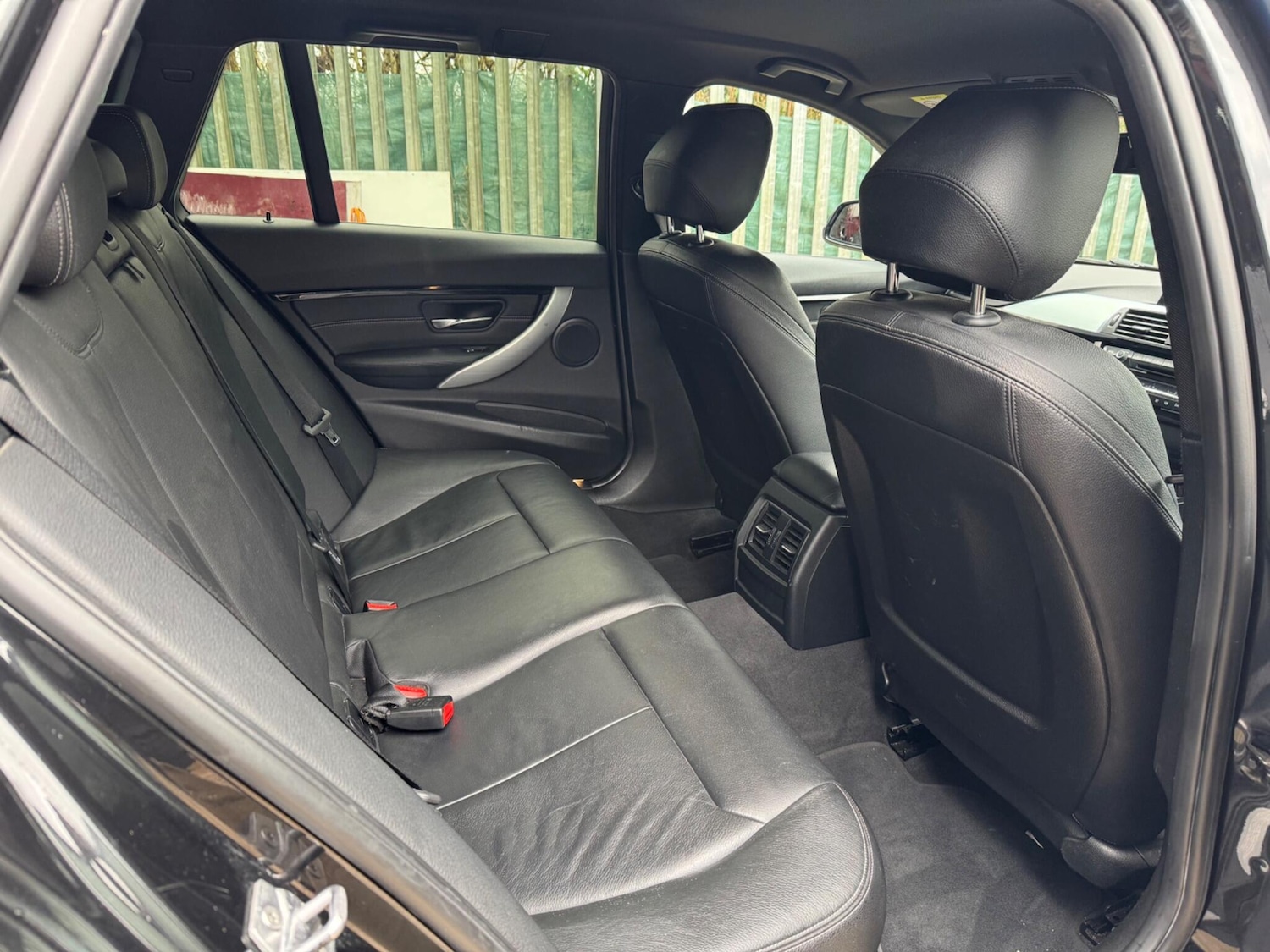 Used BMW 3 Series 2016 for sale - 77696600: Photo 22