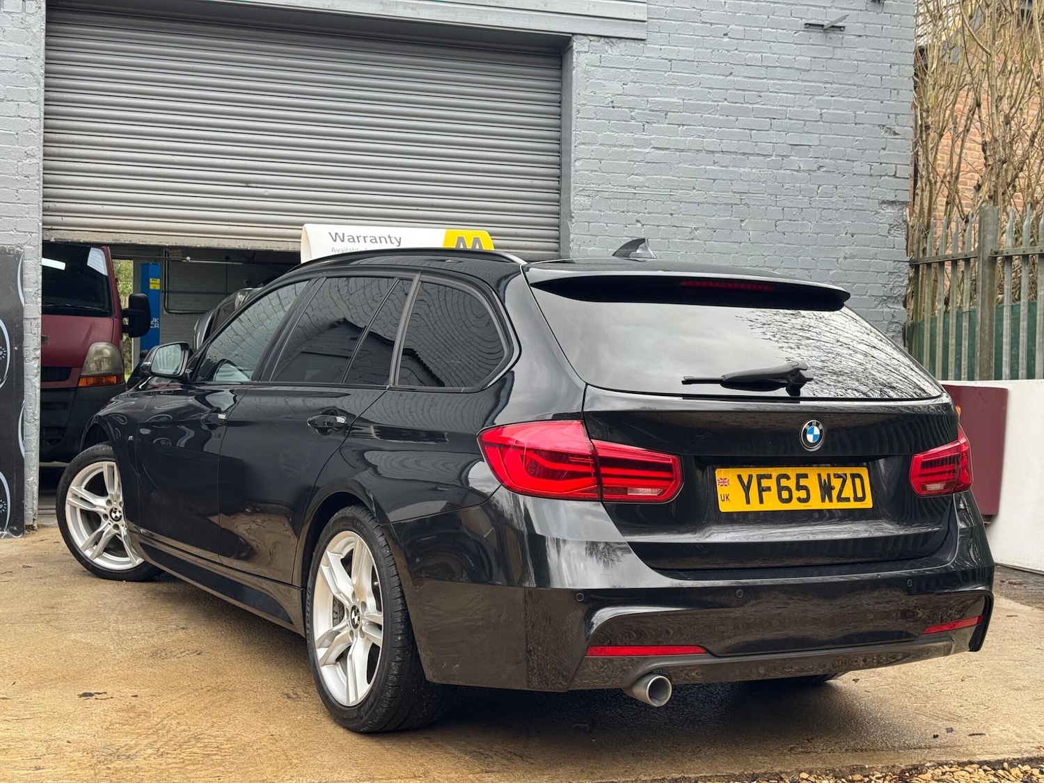 Used BMW 3 Series 2016 for sale - 77696600: Photo 3