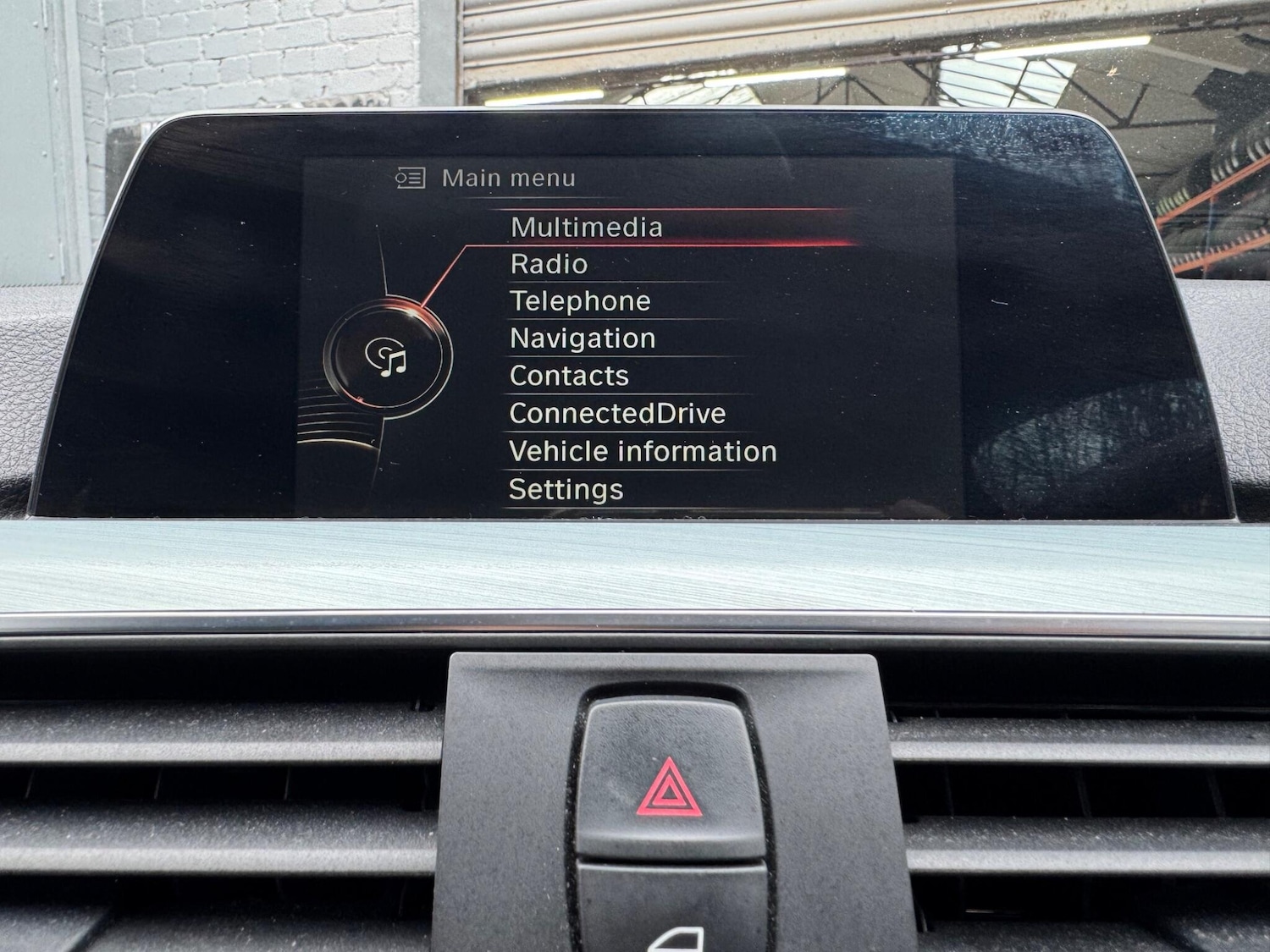 Used BMW 3 Series 2016 for sale - 77696600: Photo 32