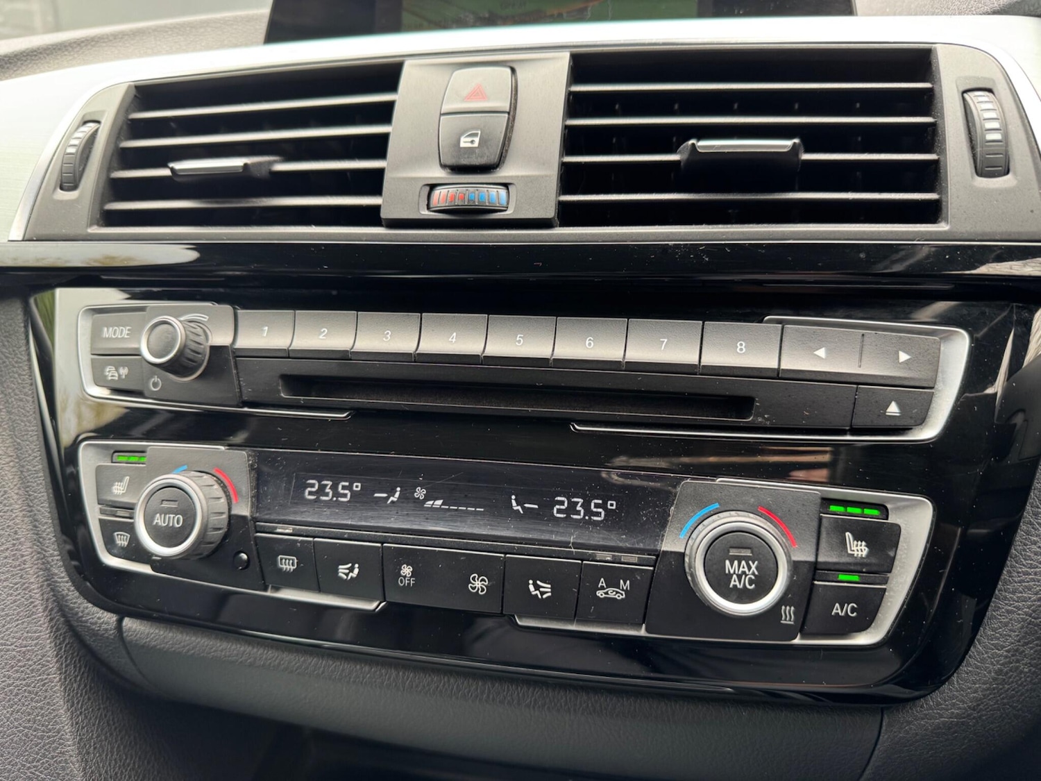 Used BMW 3 Series 2016 for sale - 77696600: Photo 34