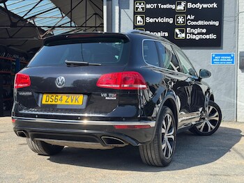 Used Volkswagen Touareg 2014 for sale - 79012809: Photo