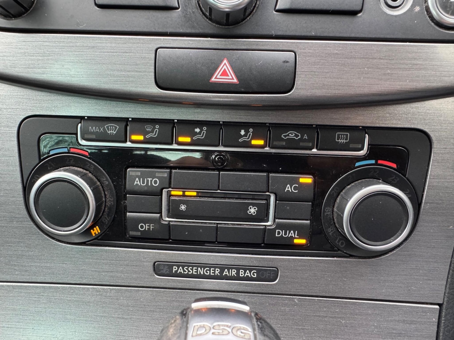 Used Volkswagen Passat 2011 for sale - 77695516: Photo 17