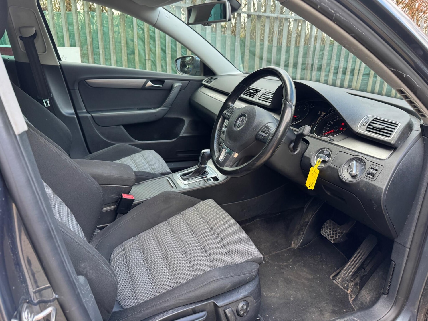 Used Volkswagen Passat 2011 for sale - 77695516: Photo 20