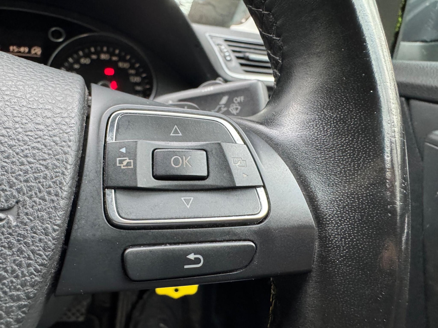 Used Volkswagen Passat 2011 for sale - 77695516: Photo 25