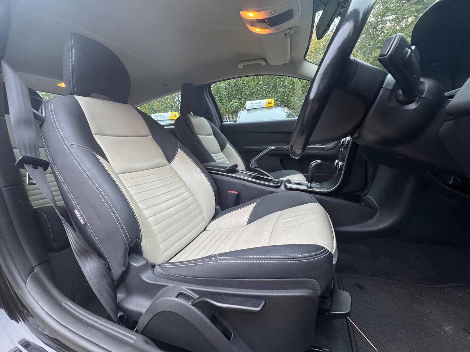 Used Volvo C30 2011 for sale - 76270222: Photo 16