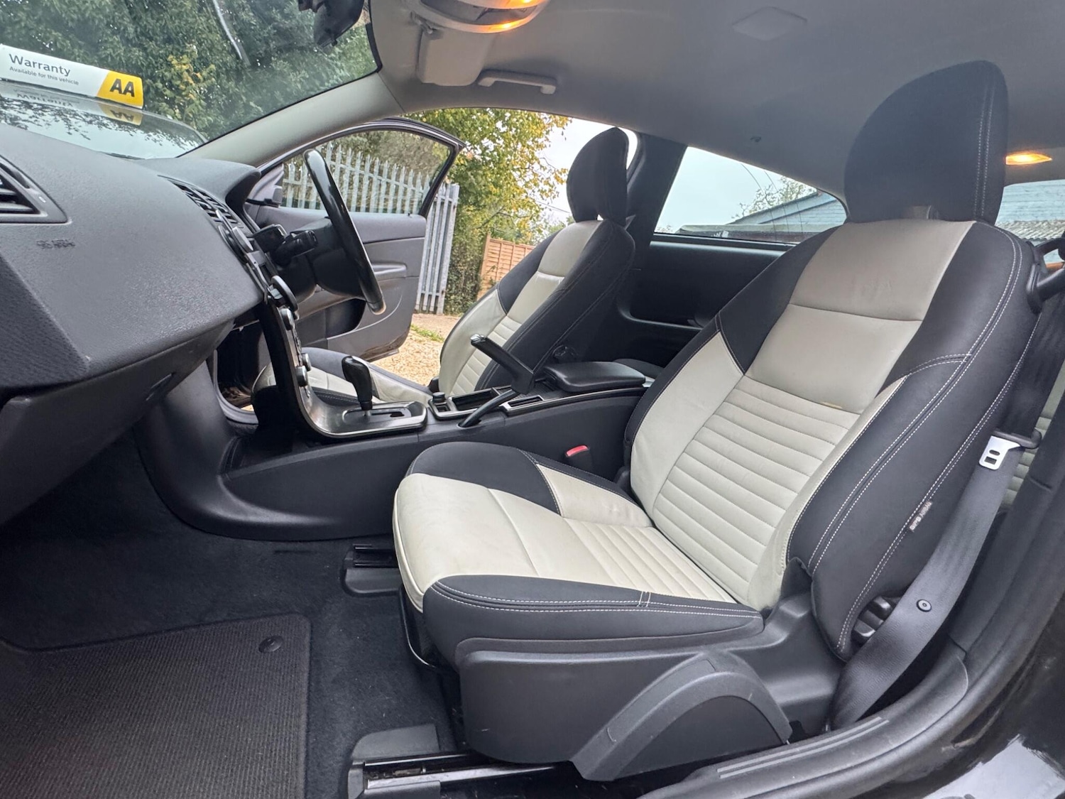 Used Volvo C30 2011 for sale - 76270222: Photo 19