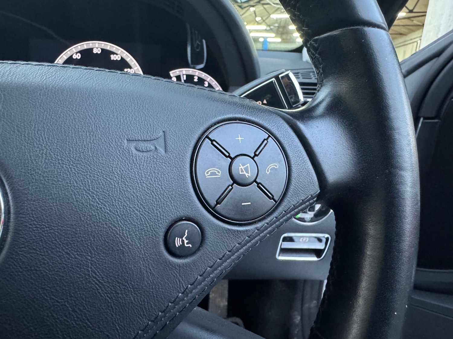 Used Mercedes-Benz S Class 2012 for sale - 76645379: Photo 23