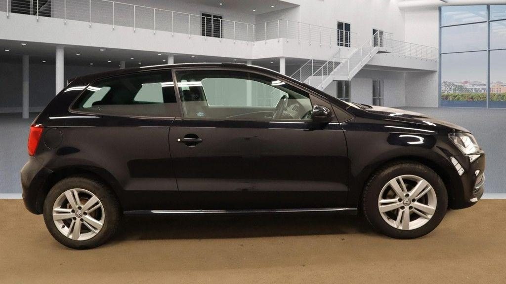 Used Volkswagen Polo for sale - 76995076: Photo 2