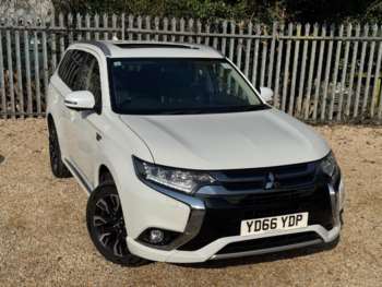 Used Mitsubishi Outlander 2016 for sale - 74136143: Photo