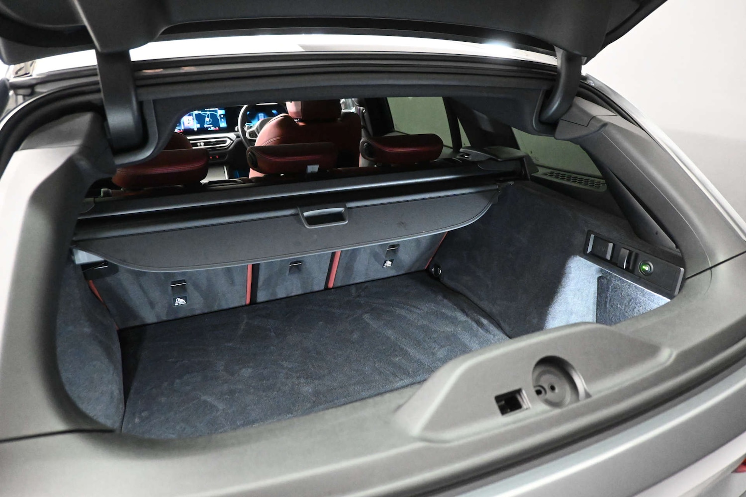 Used BMW 3 Series 2023 for sale - 77690674: Photo 45