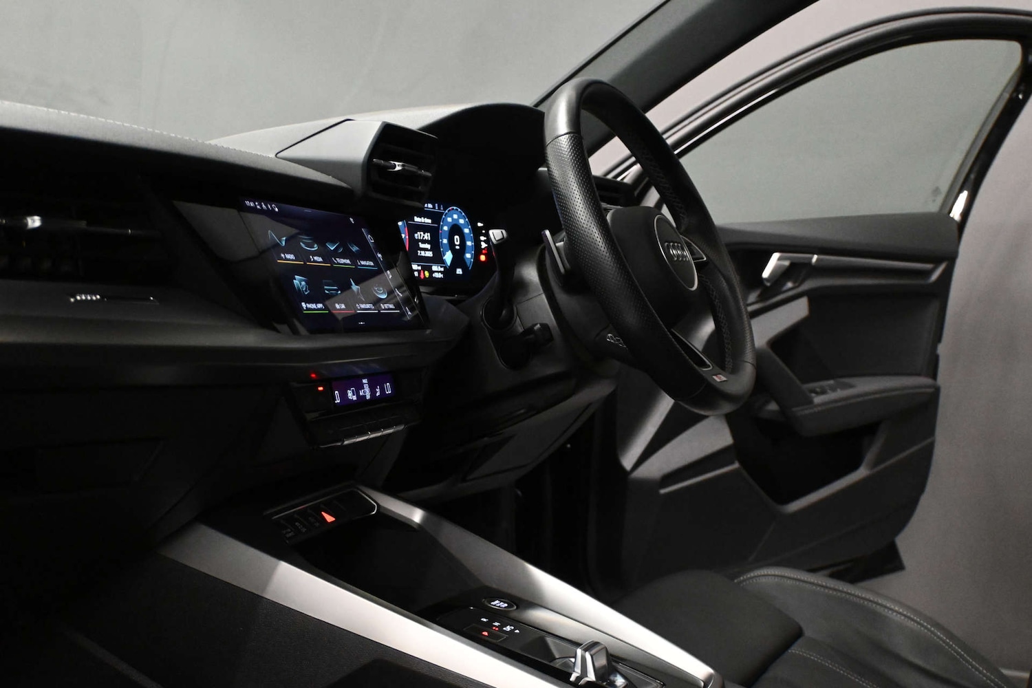 Used Audi A3 2023 for sale - 76710477: Photo 10