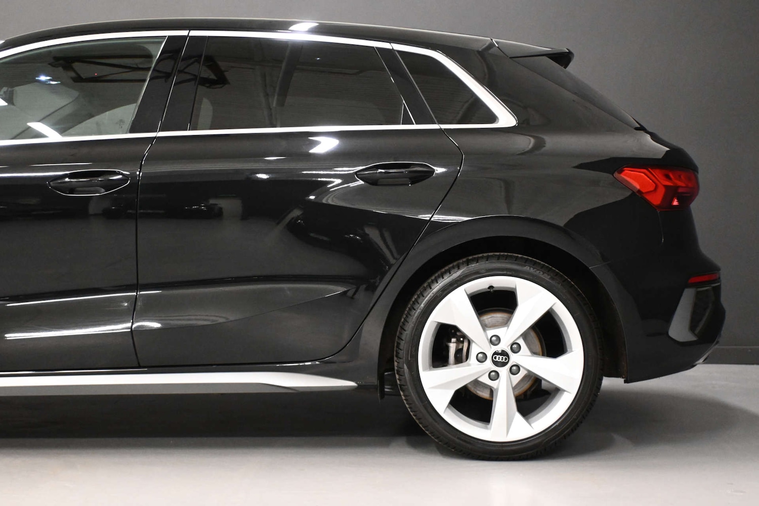 Used Audi A3 2023 for sale - 76710477: Photo 38