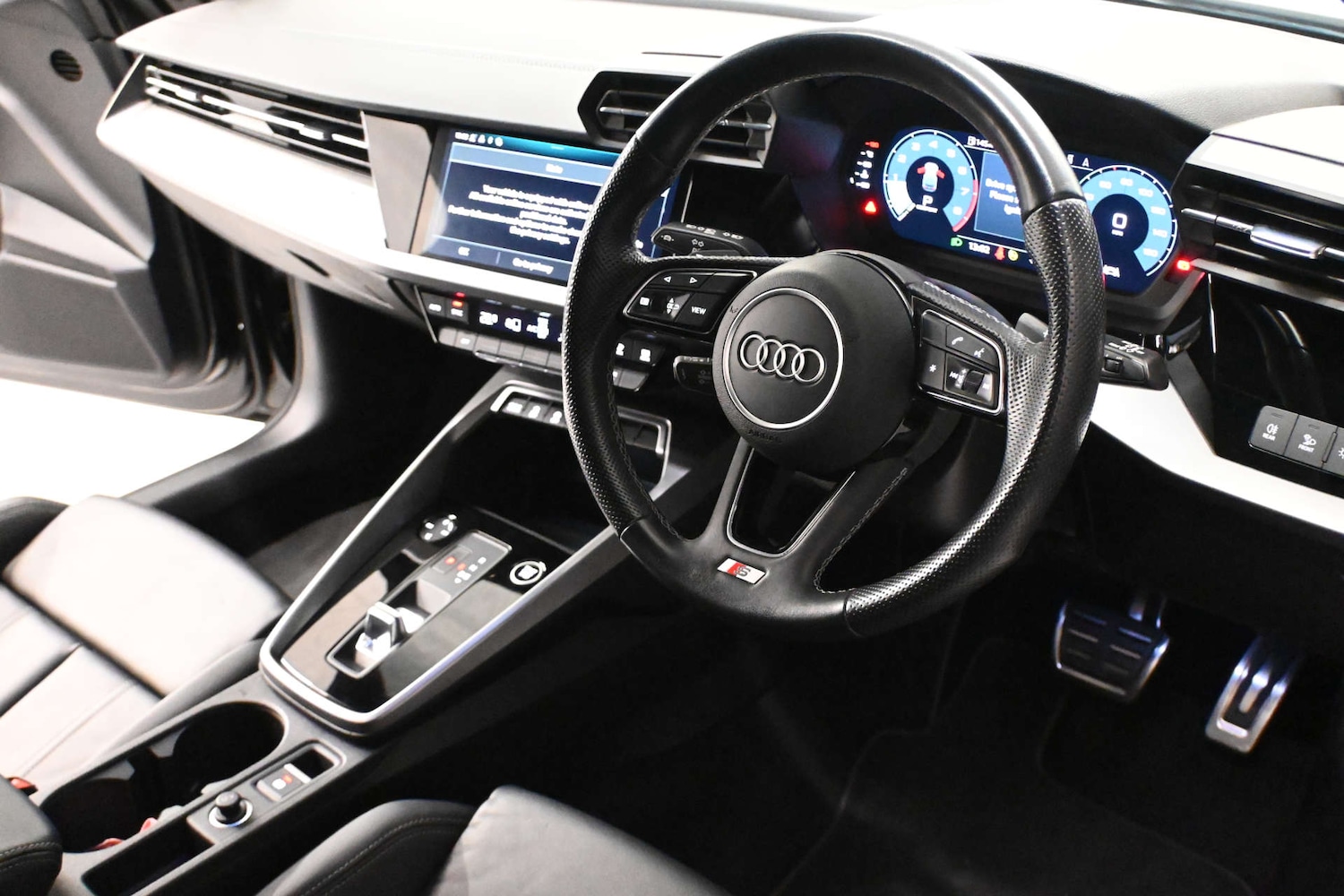 Used Audi A3 2023 for sale - 76710477: Photo 5