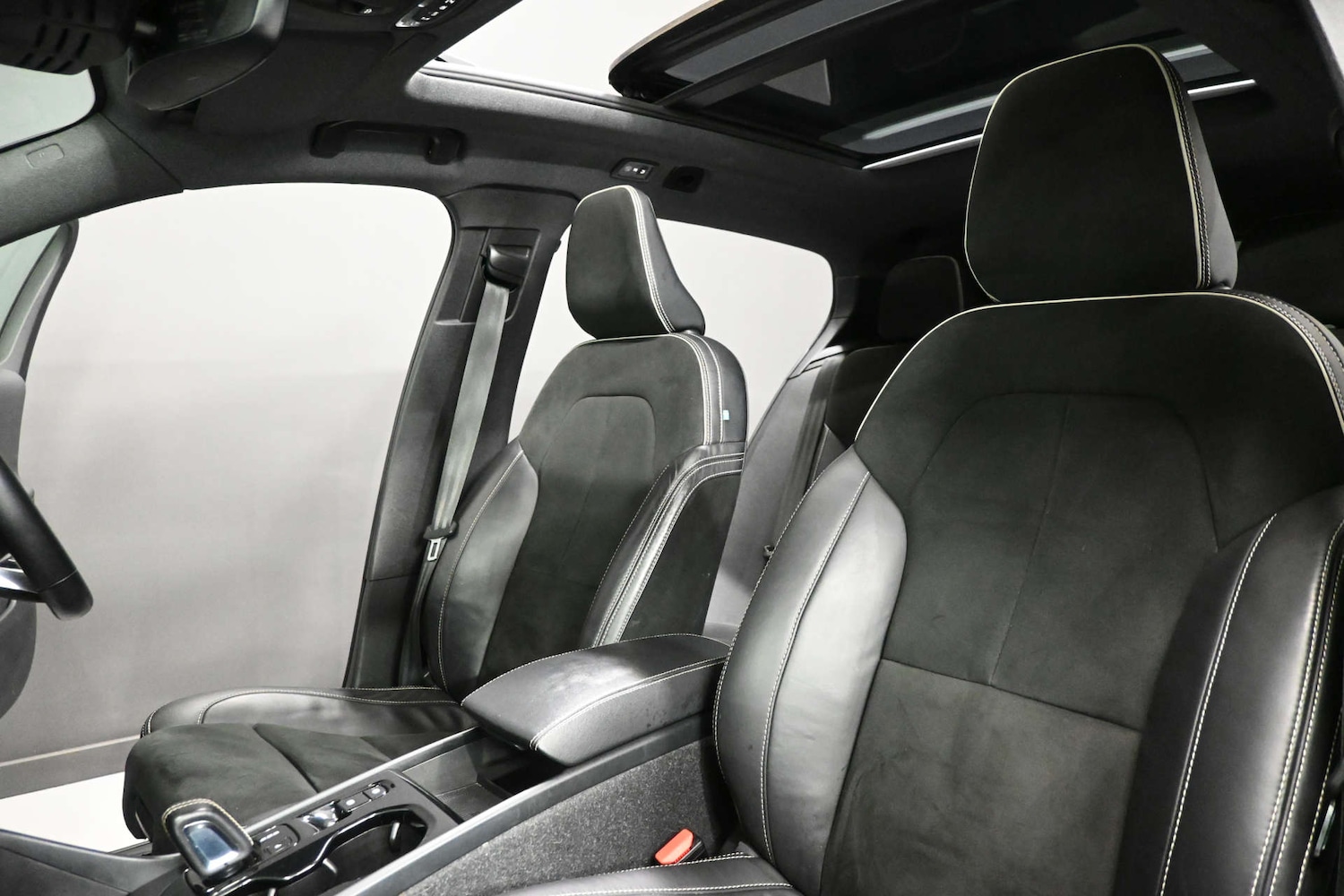 Used Volvo XC40 2021 for sale - 77618873: Photo 10