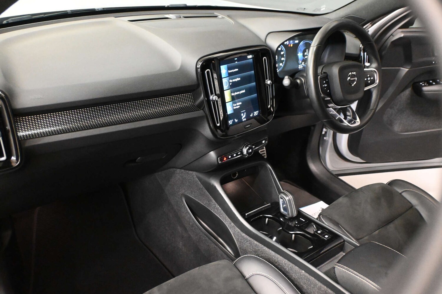 Used Volvo XC40 2021 for sale - 77618873: Photo 20