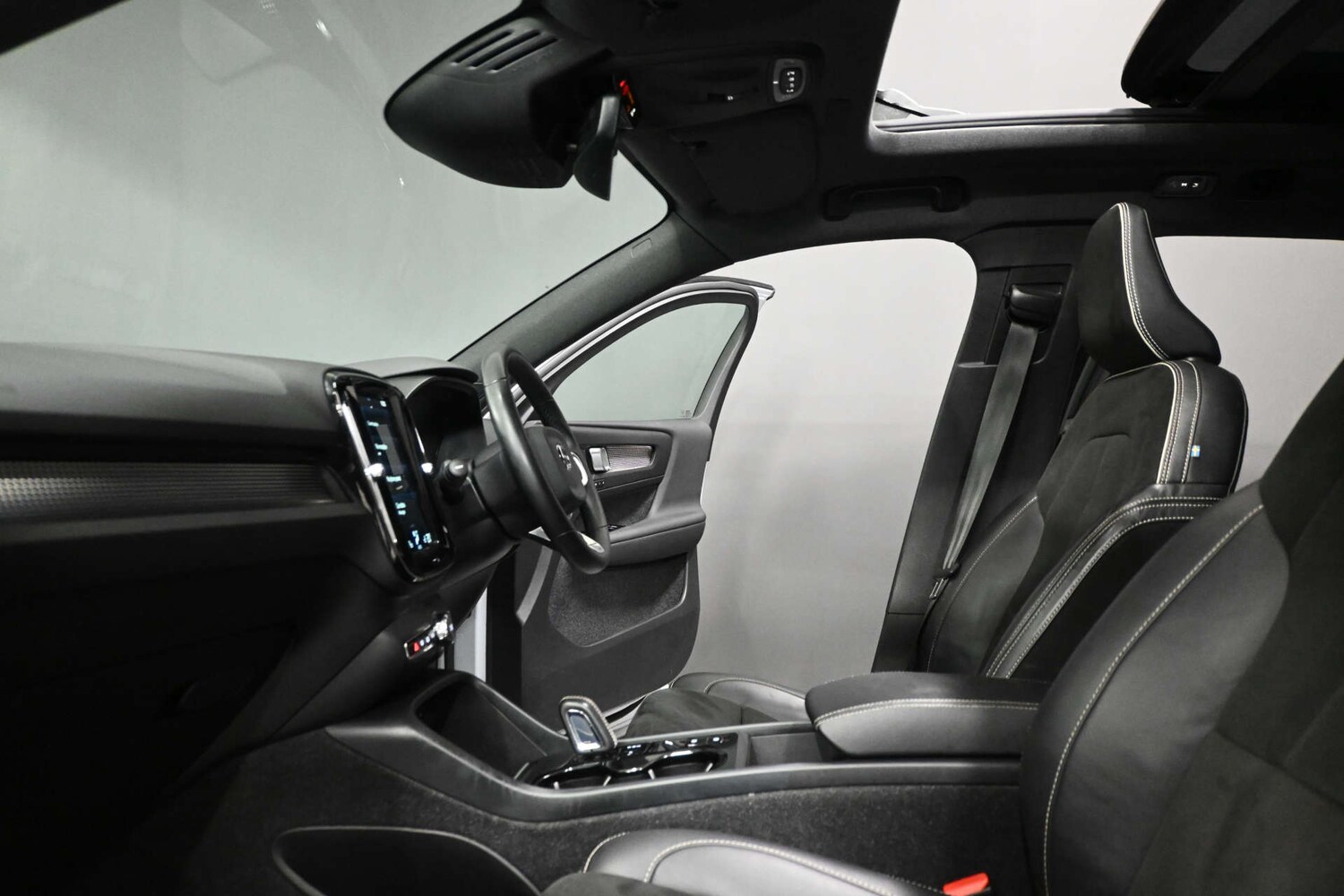 Used Volvo XC40 2021 for sale - 77618873: Photo 26