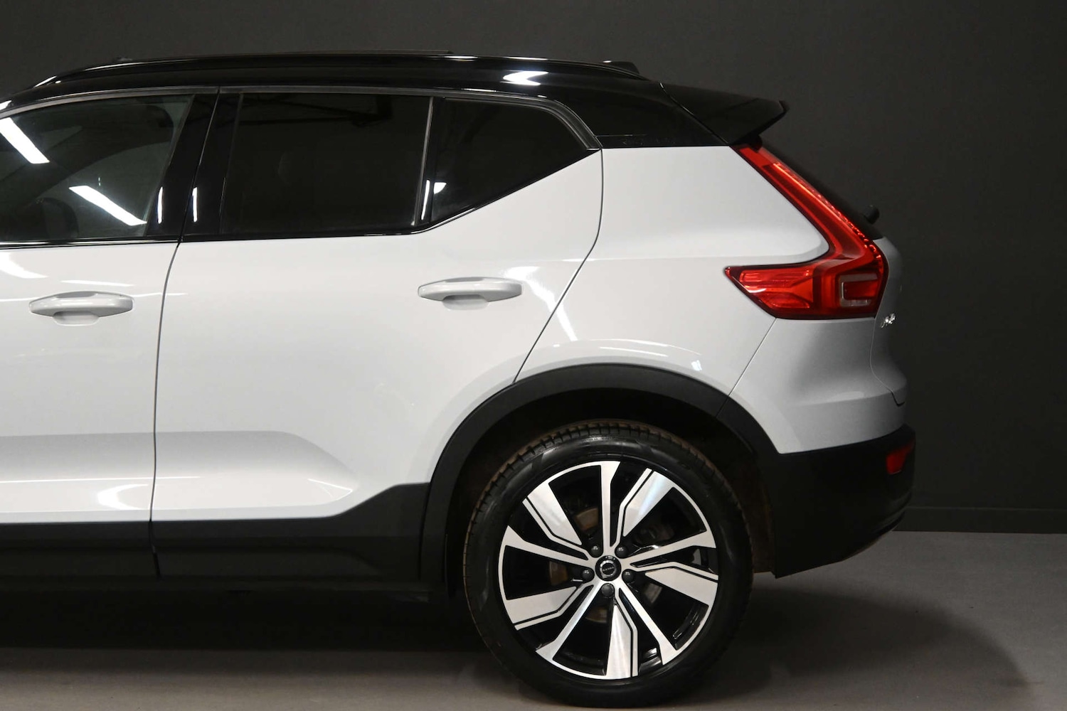 Used Volvo XC40 2021 for sale - 77618873: Photo 34