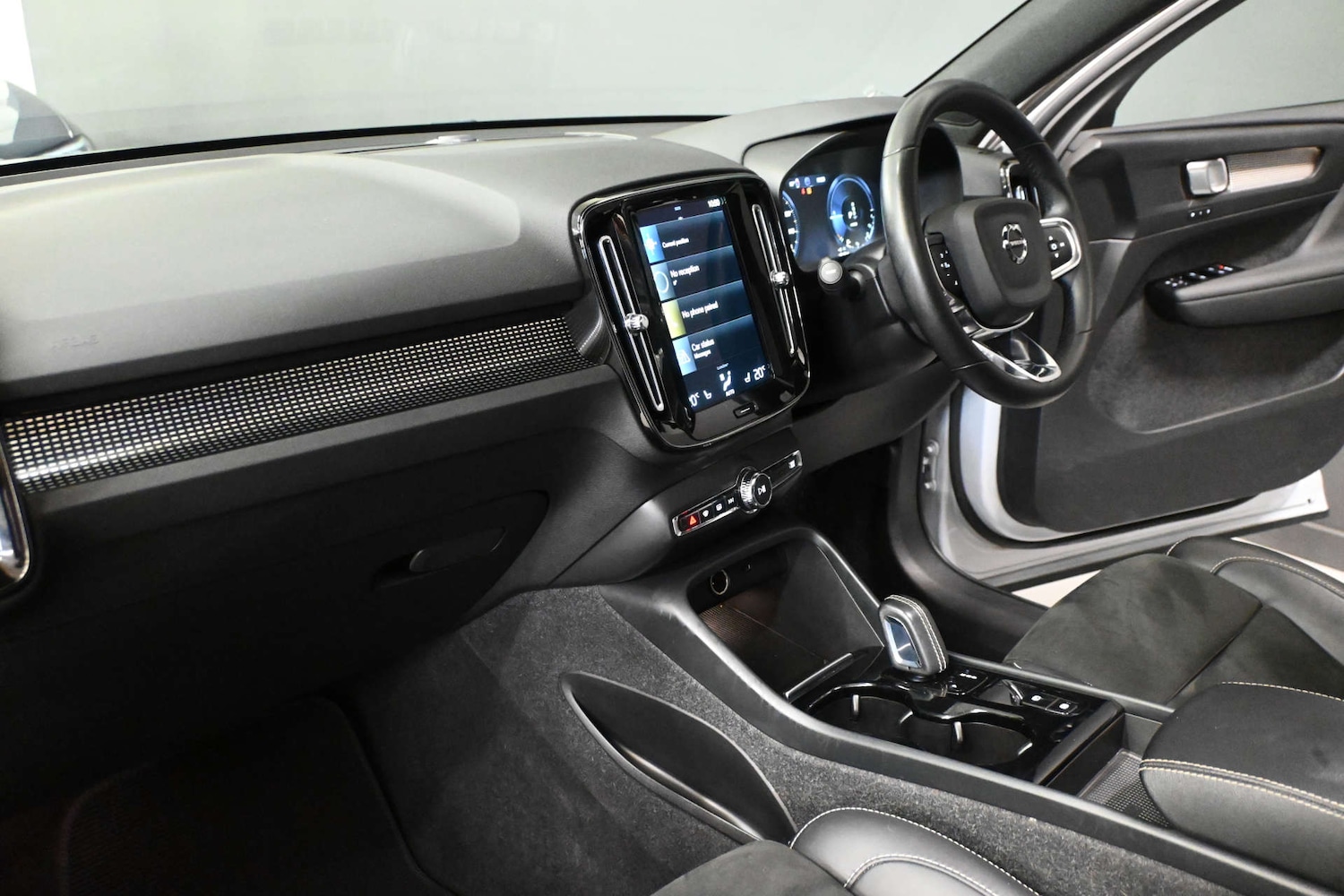 Used Volvo XC40 2021 for sale - 77618873: Photo 7