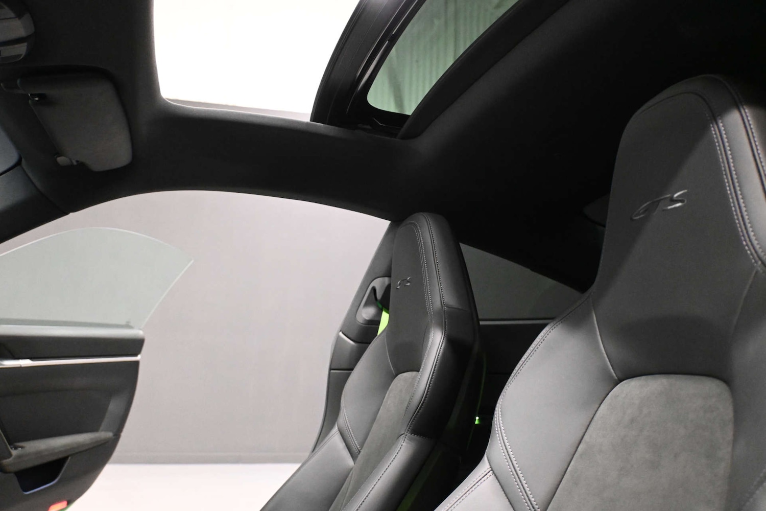 Used Porsche 911 2023 for sale - 76836477: Photo 8